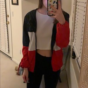 brandy melville wind breaker